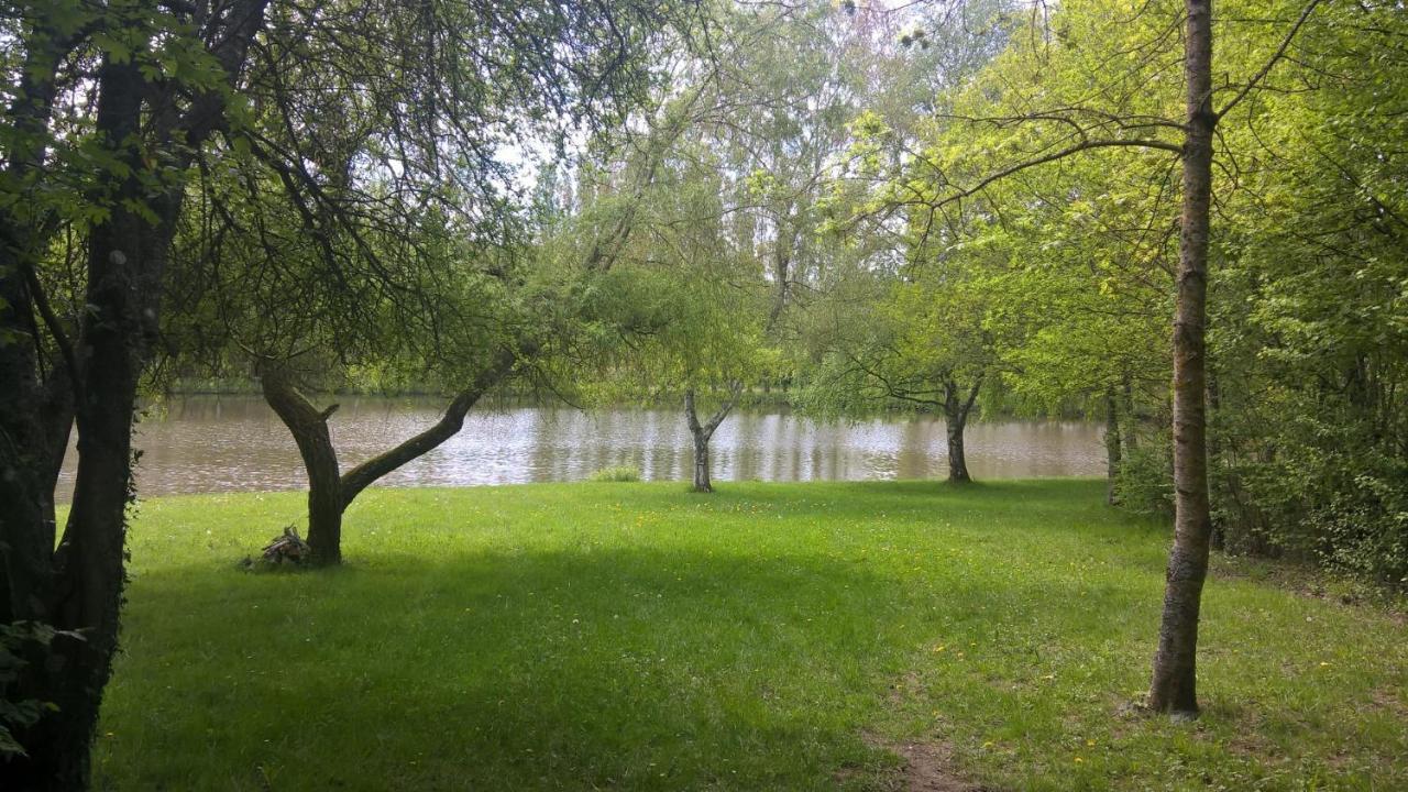Gite Des Etangs De Beaulieu Le Plessis-Dorin المظهر الخارجي الصورة